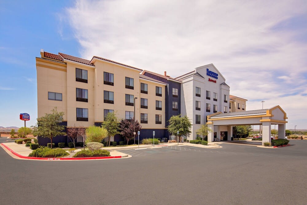 Fairfield Inn and Suites by Marriott El Paso 1