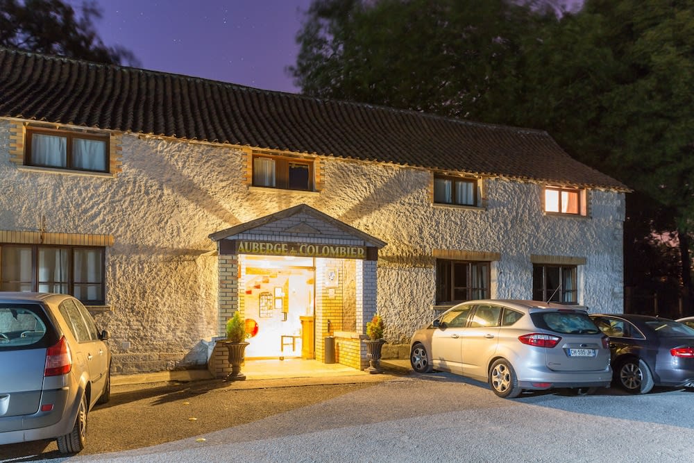 LOGIS - Auberge Du Colombier 1