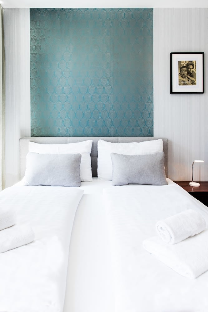 Best Western Plus Celebrity Suites 3