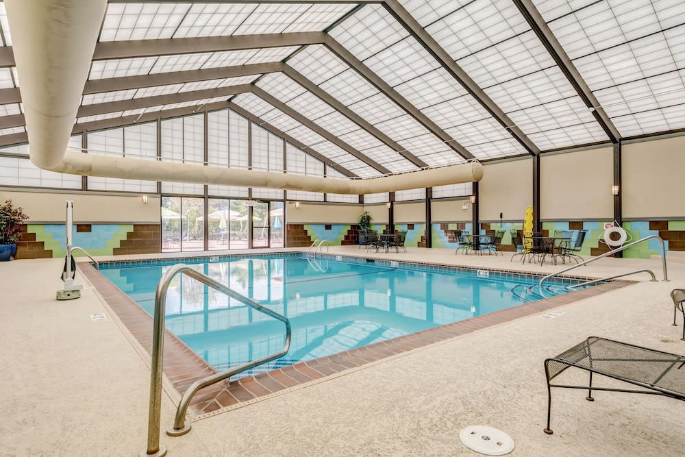 Holiday Inn ST. LOUIS ARPT WEST-EARTH CITY by IHG 1