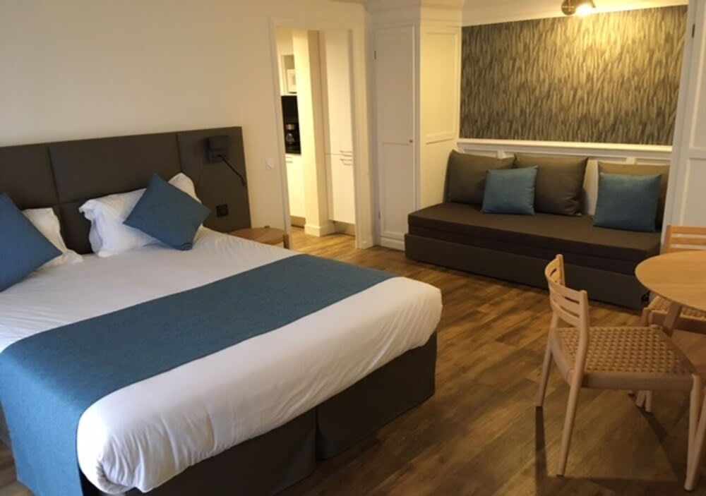 Résidence Carlton - Rénovée avec Piscine 3