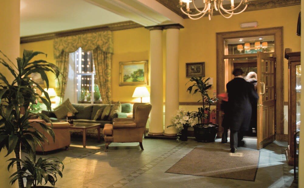 Macdonald Crutherland House 2