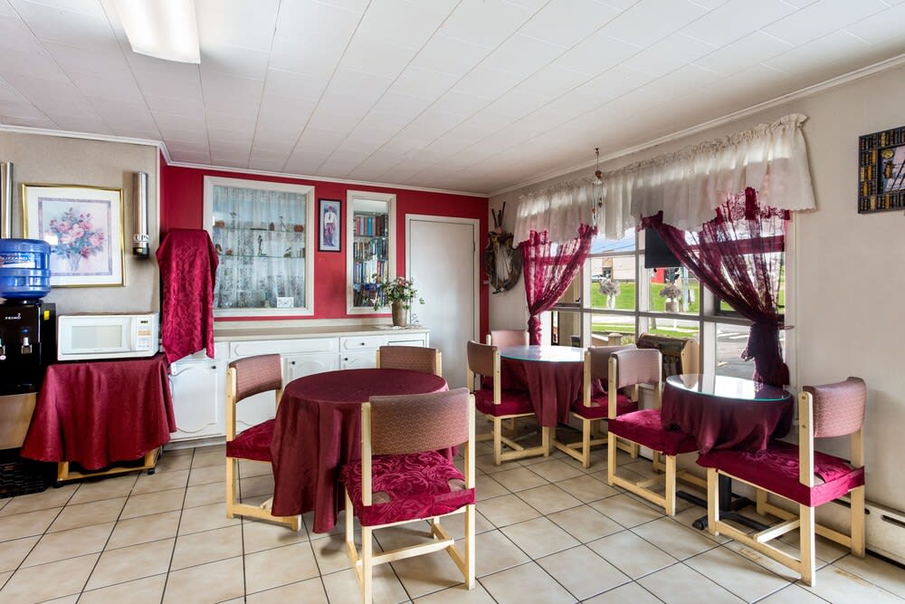 Malone Inn 2