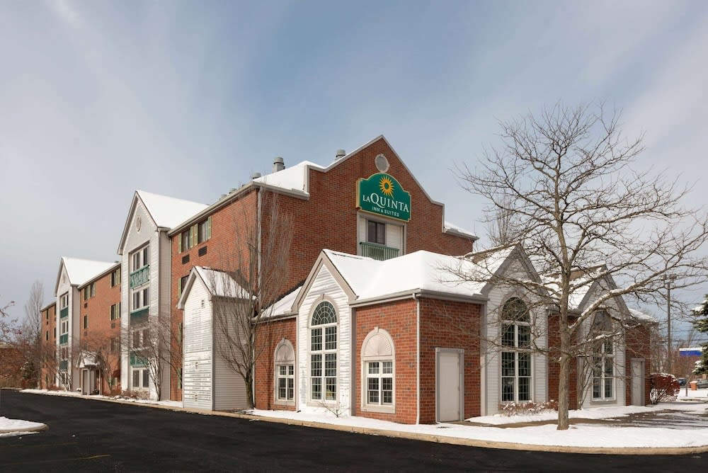 La Quinta by Wyndham Cleveland Macedonia 1