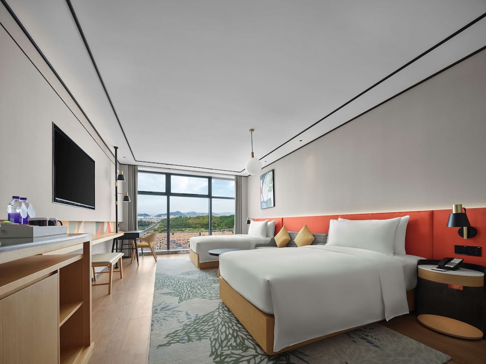 Hilton Garden Inn Huzhou Anji Phoenix Mountain 5