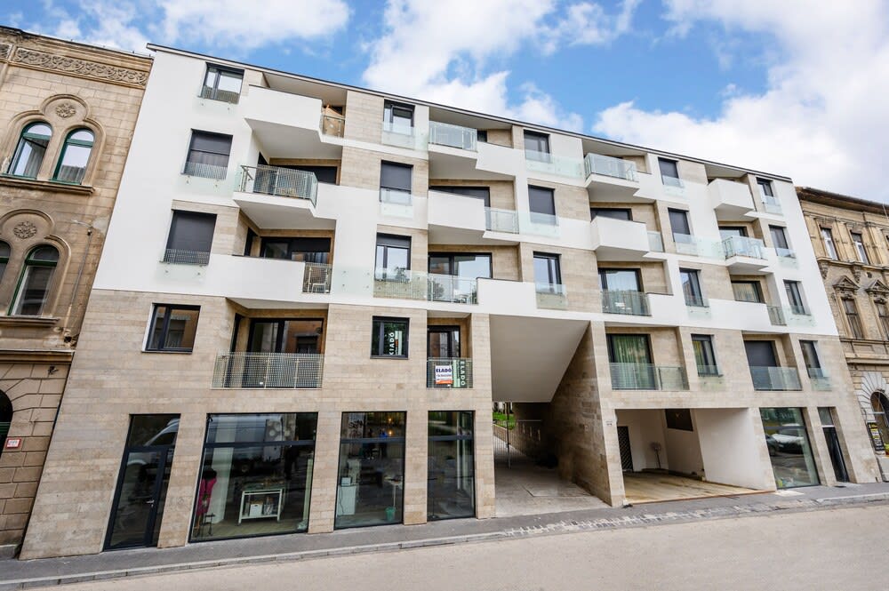 Elisabeth Downtown Apartments by UrbanRent 1