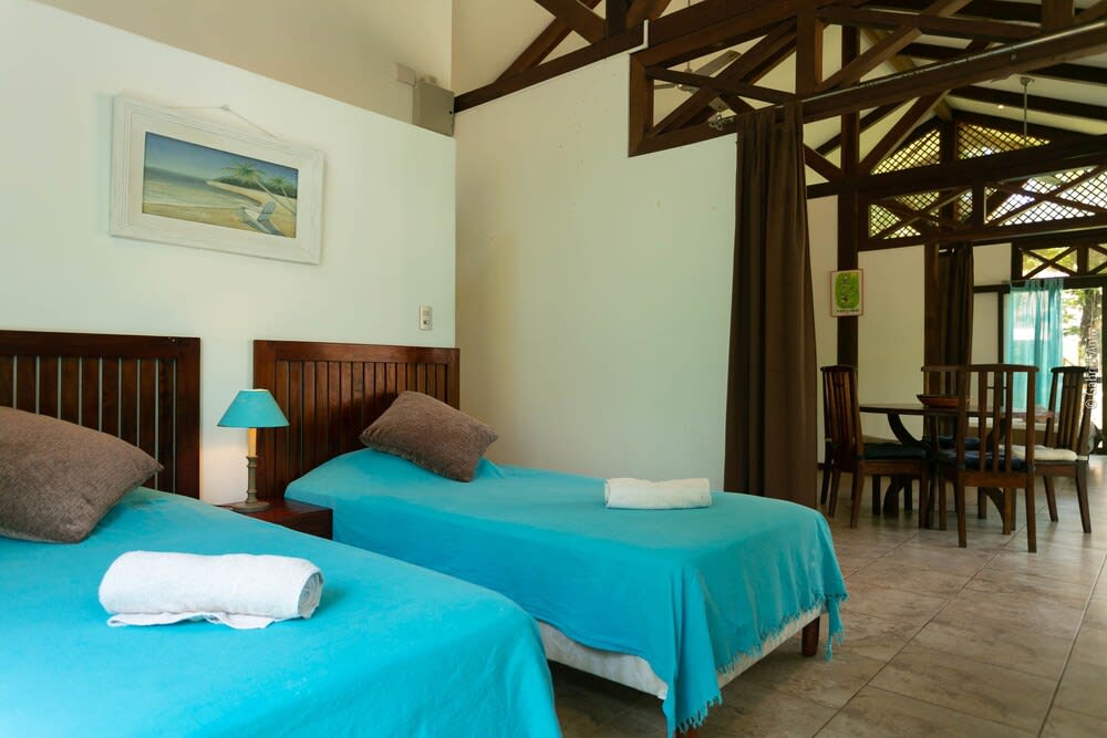 Hotel Kenaki Lodge 3