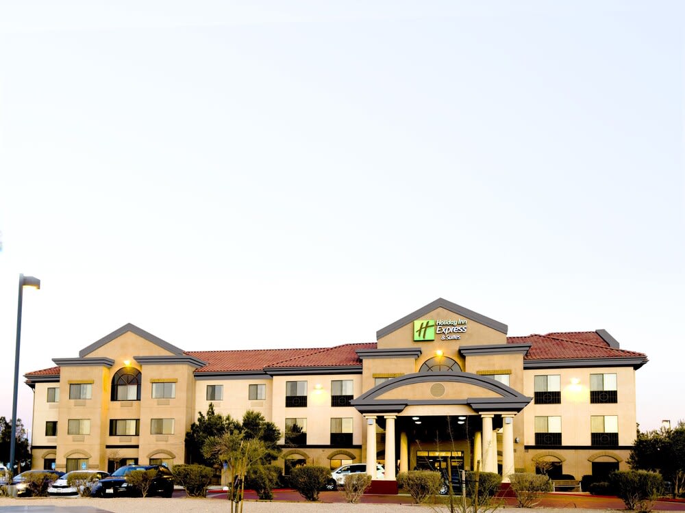 Holiday Inn Express Hotel & Suites Barstow-Outlet Center by IHG 1