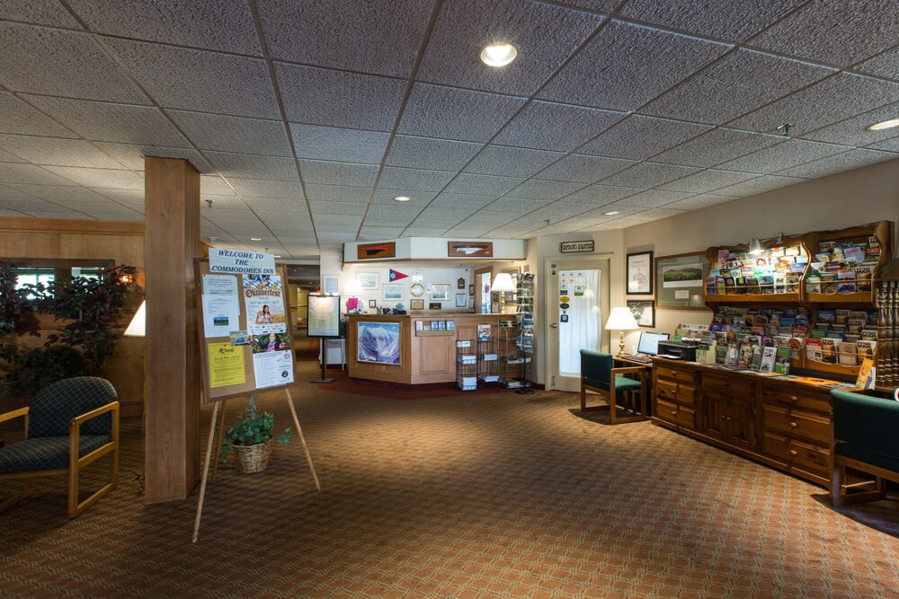 Commodores Inn 2