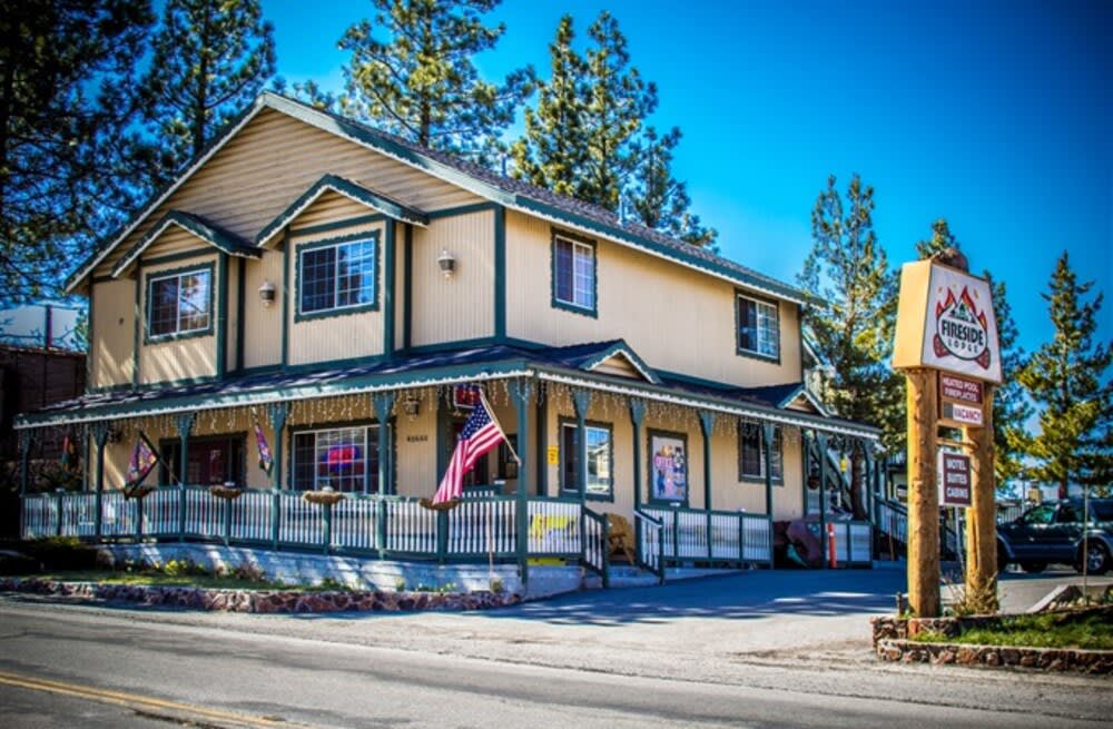 Fireside Lodge 1