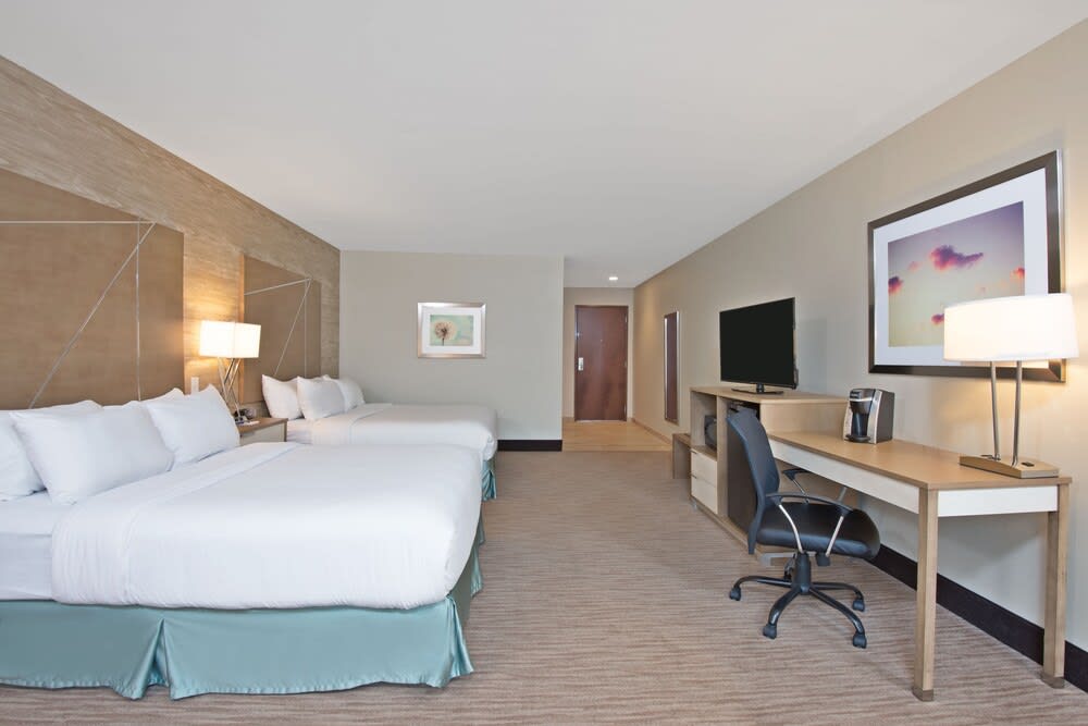 Holiday Inn Express & Suites HARRISBURG S - NEW CUMBERLAND by IHG 2