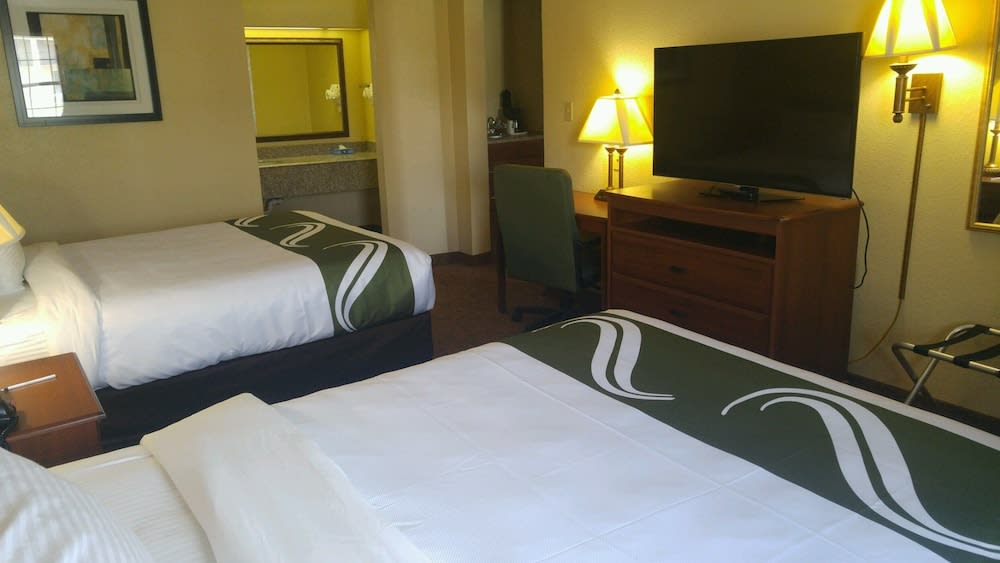 Quality Inn & Suites Covington 3