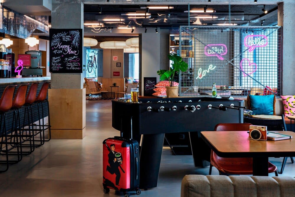 Moxy Paris Bastille 2