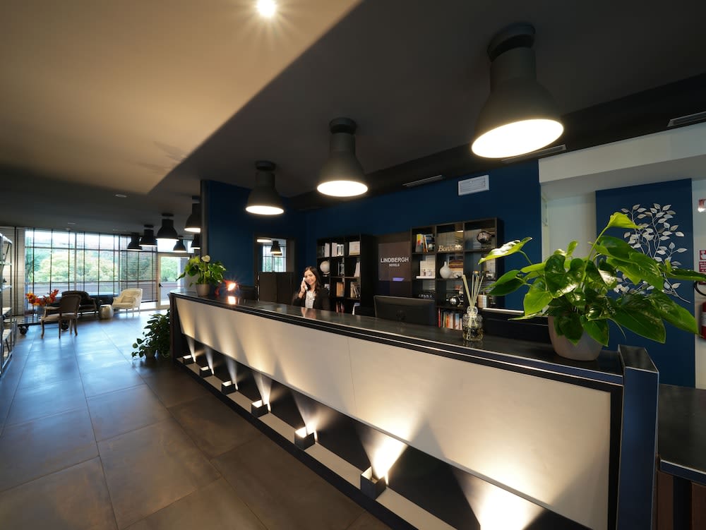 La Meridiana Bleisure Hotel 5