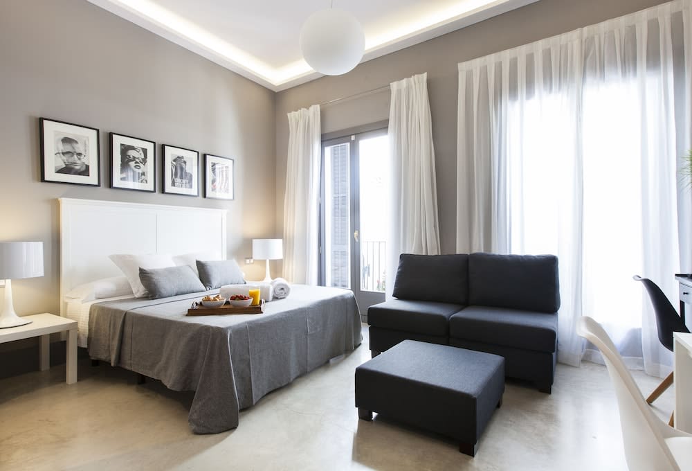 Kare No Apartments by Sitges Group 3