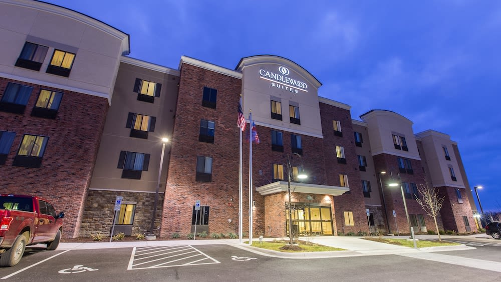 Candlewood Suites OVERLAND PARK - W 135TH ST. by IHG 1