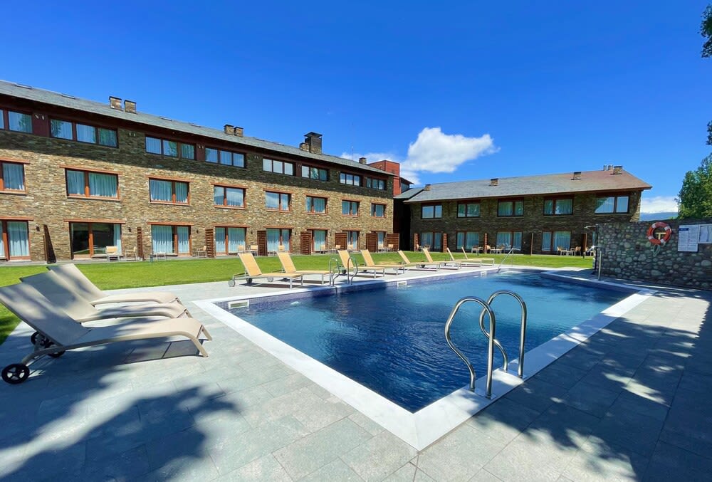 Hotel Fontanals Golf 1