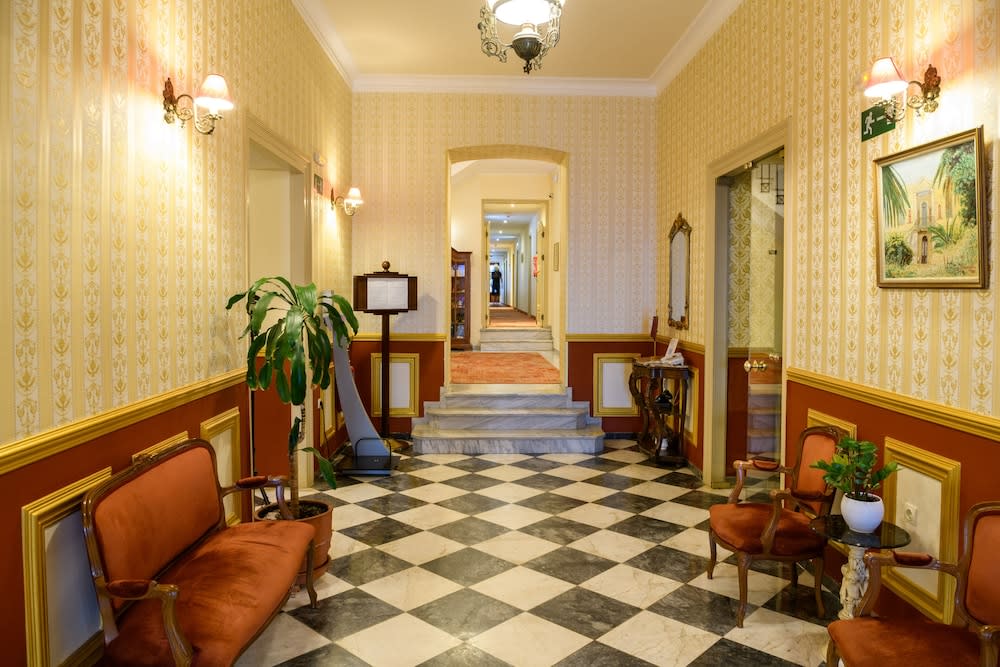 Halepa Hotel 2