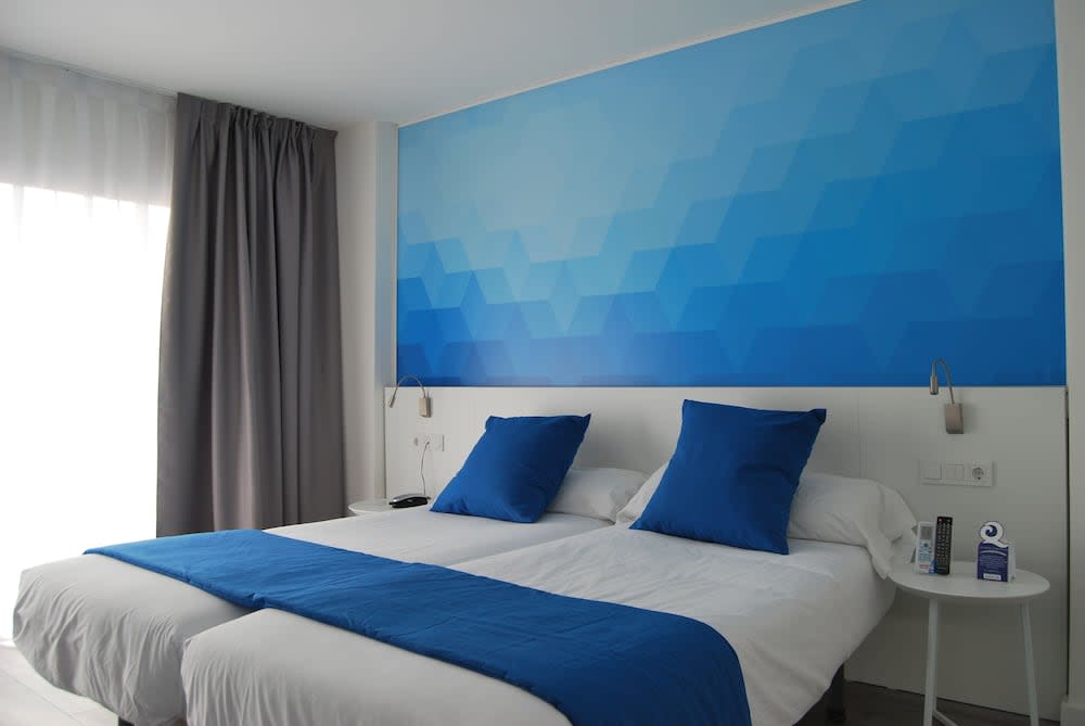 Estudiotel Alicante 1