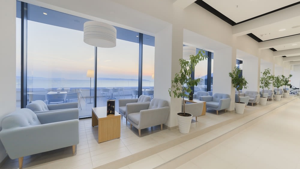 Medora Auri Family Beach Resort 3