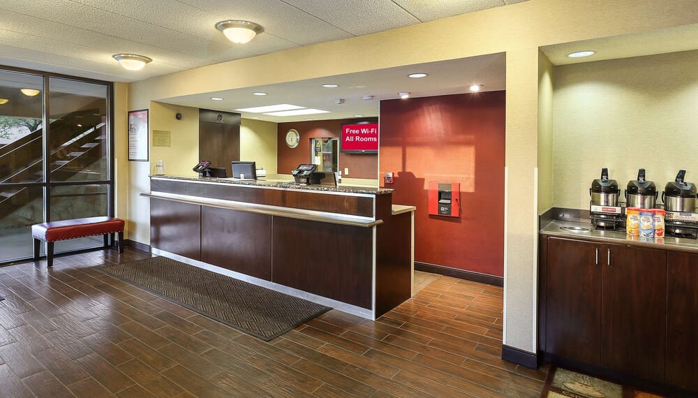 Red Roof Inn PLUS Washington DC - Oxon Hill 2