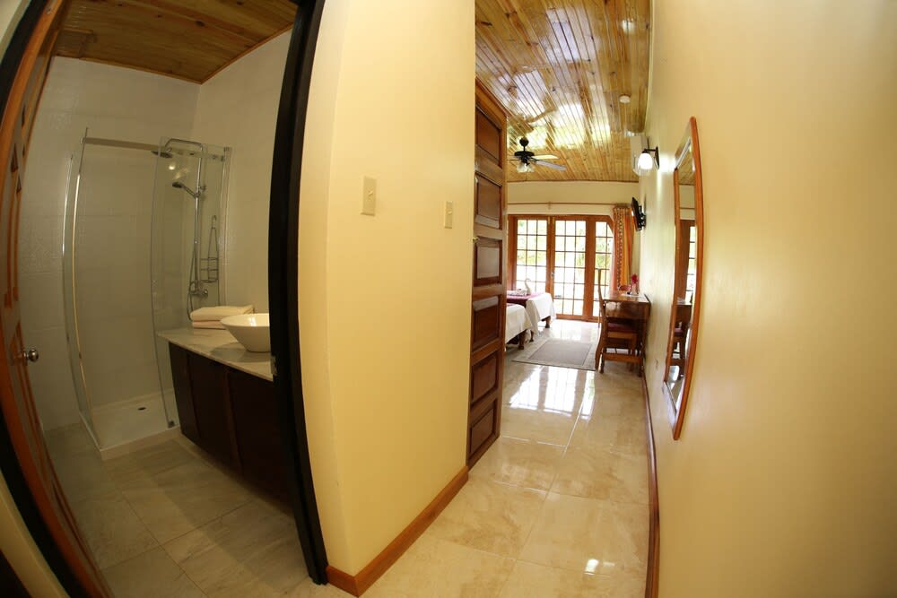 Charela Inn 2