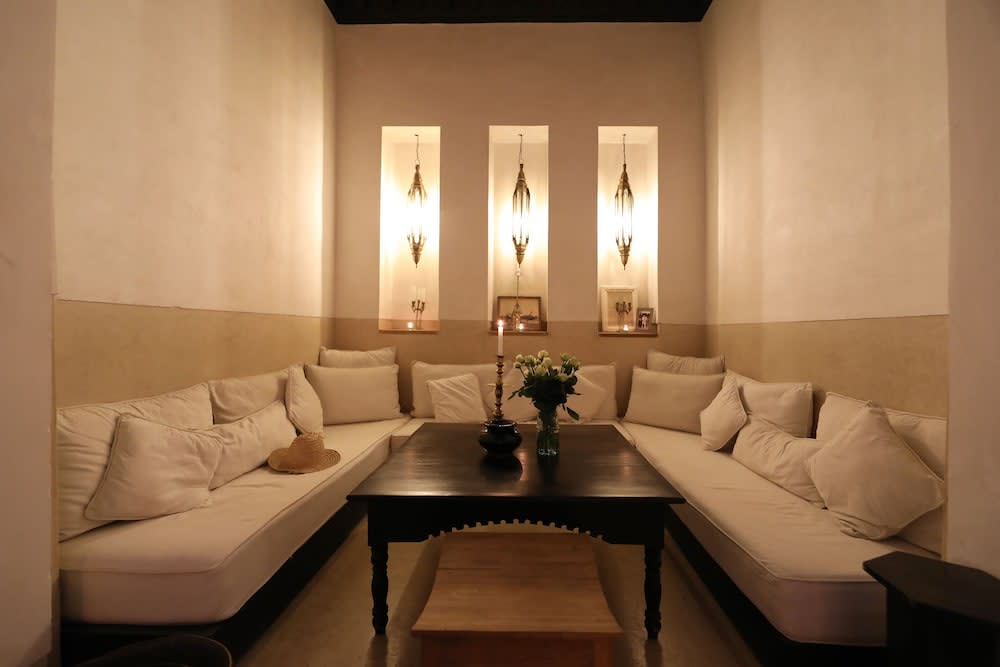 Riad Azzouna 13 2