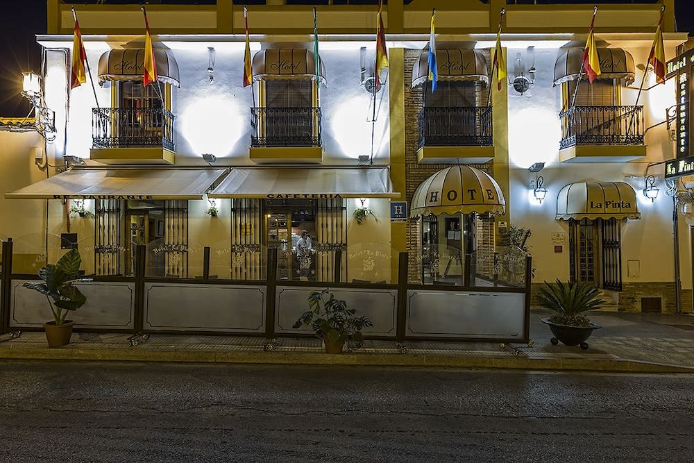 Hotel La Pinta 1
