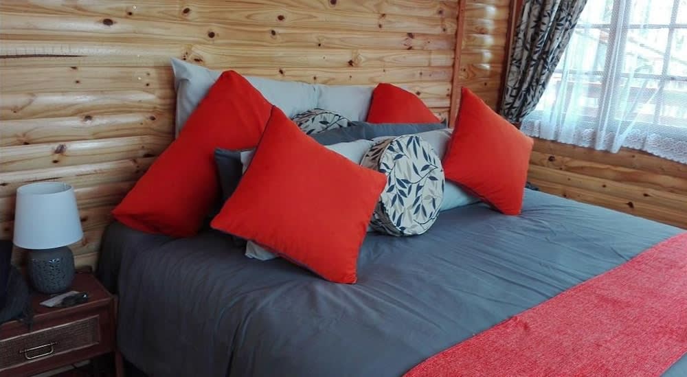 Woodland Gardens Self catering Pet Friendly Lodge 2