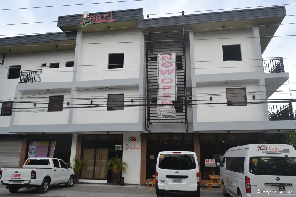 Pearl Suites 1