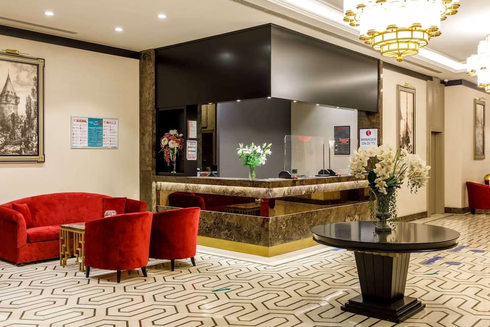 Ramada by Wyndham Istanbul Golden Horn 2