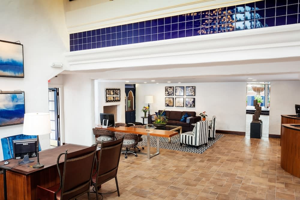 Hotel Pacific 2