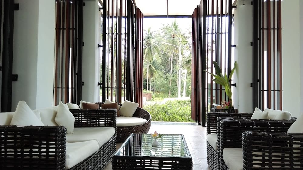 SEAnery Beach Resort 2