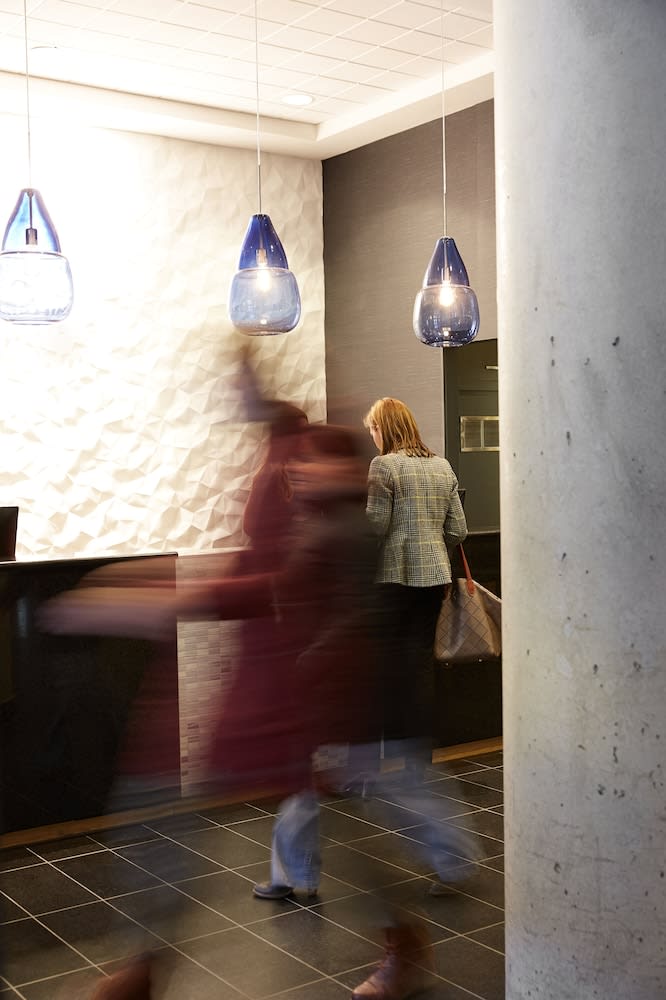 Le Dauphin Montréal Centre-Ville 4