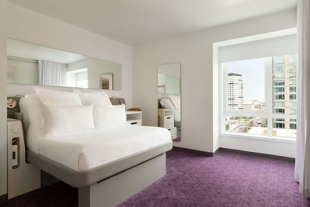 YOTEL Boston 1