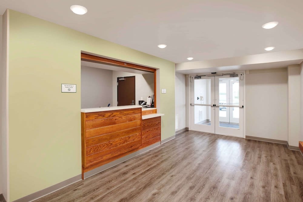 WoodSpring Suites Plano - North Dallas 2