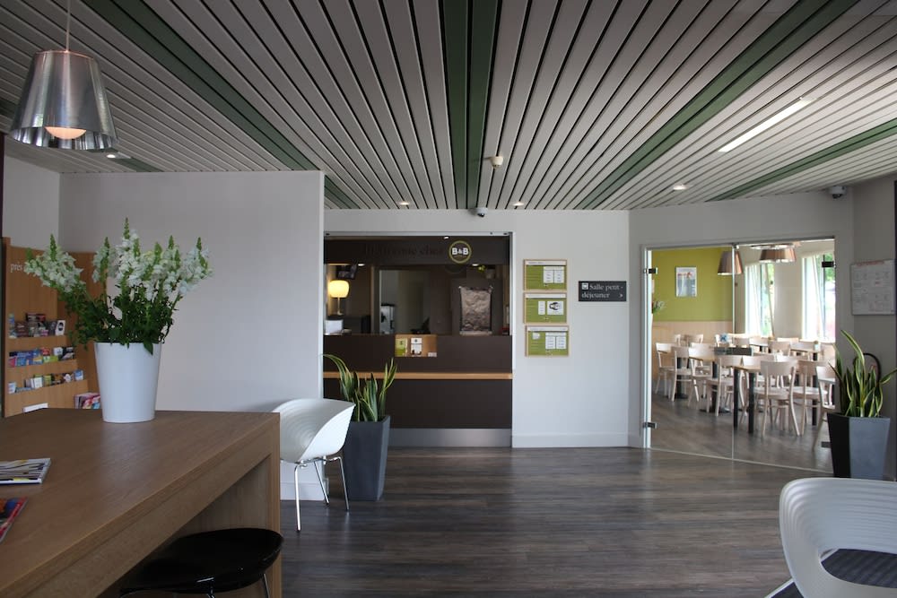 B&B HOTEL La Rochelle Centre 4