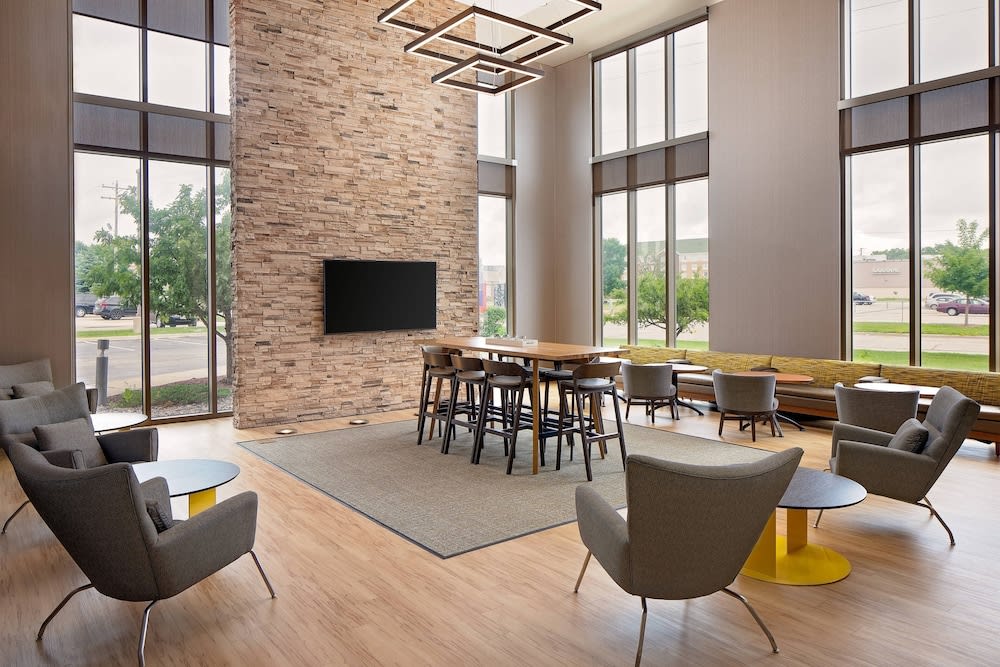 SpringHill Suites by Marriott Green Bay 2