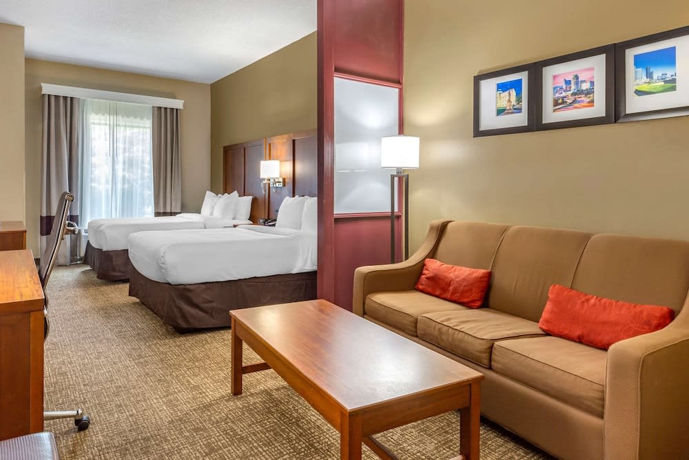 Comfort Suites Clayton - Garner 5