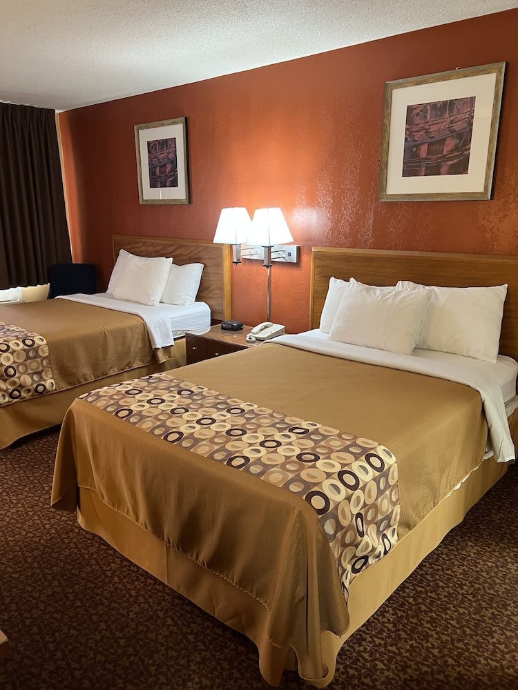 Executive Inn Schenectady Downtown 2