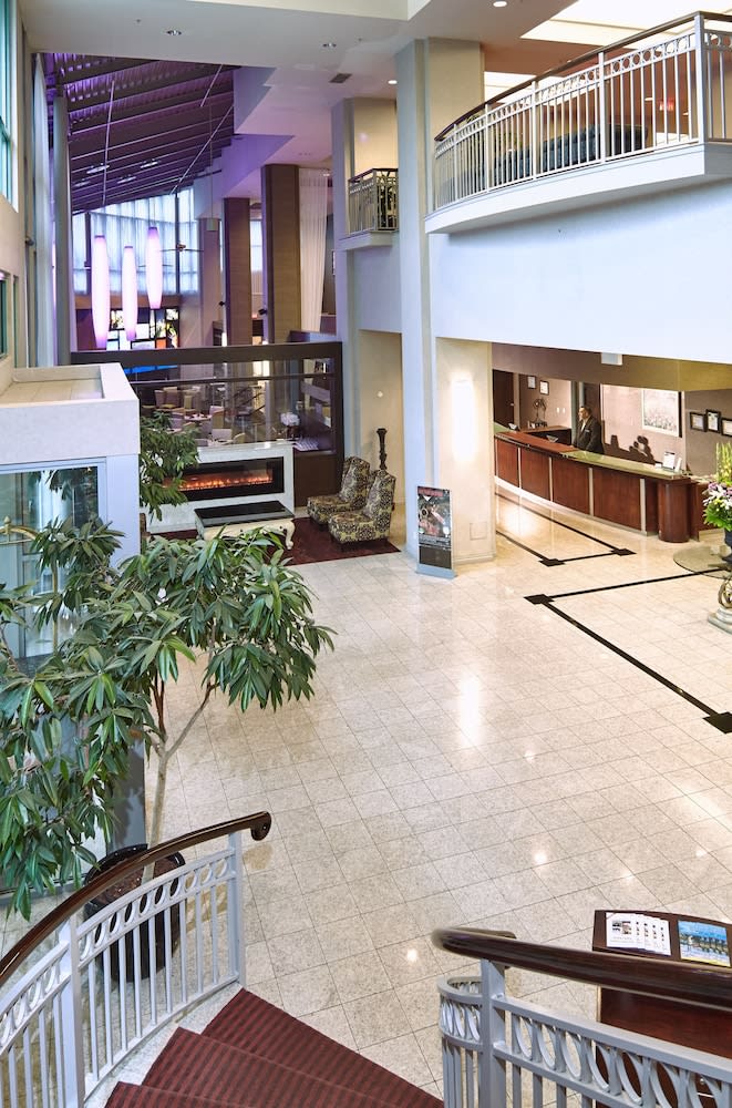 Executive Plaza Hotel & Conference Centre, Metro Vancouver 3