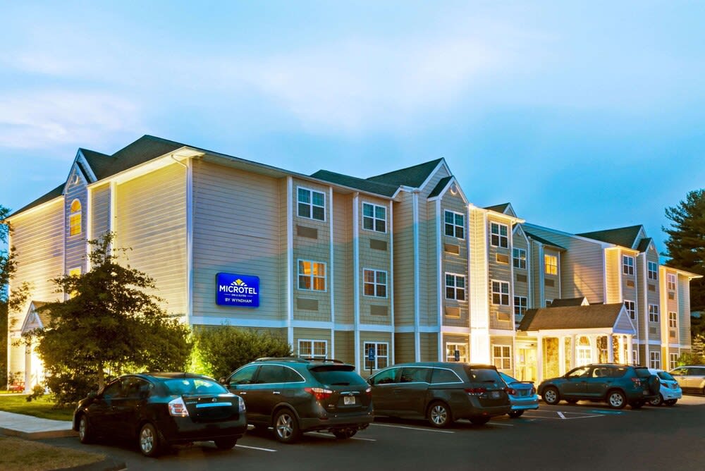 York Microtel Inn & Suites by Wyndham 1