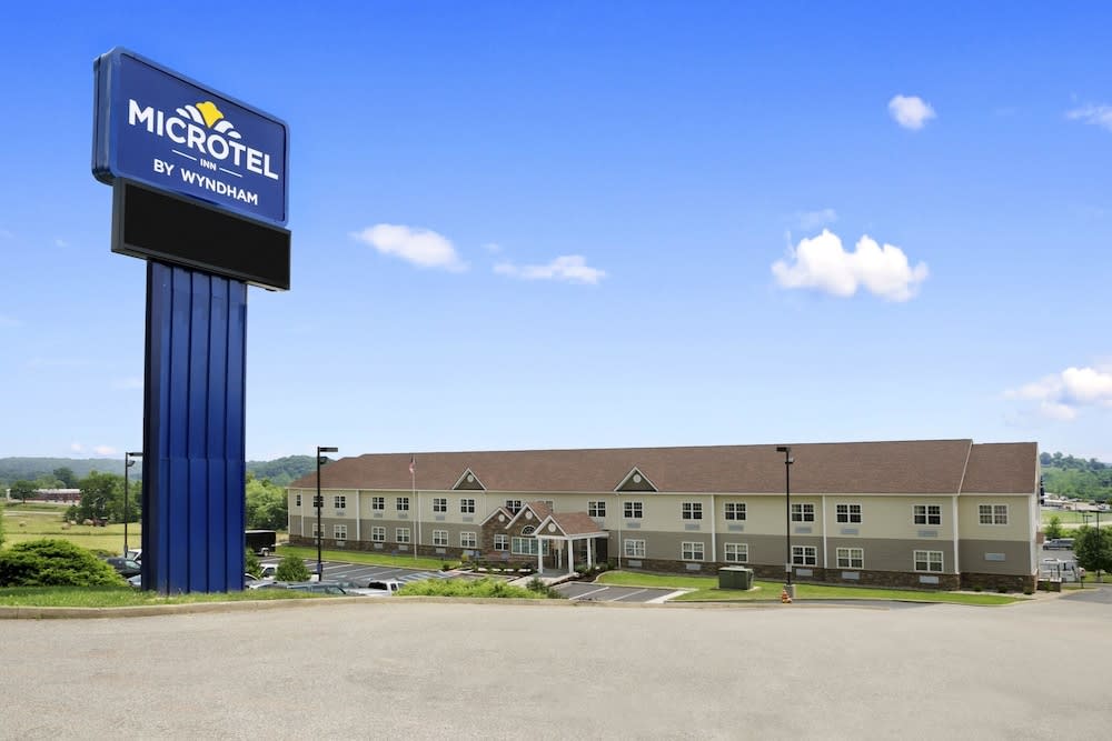 Microtel Inn By Wyndham Mineral Wells/Parkersburg 1