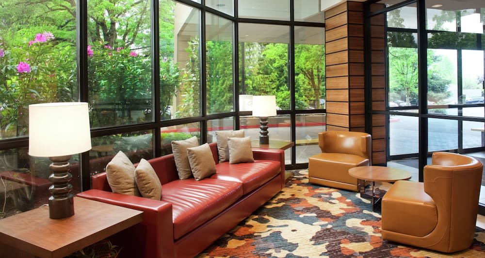 Embassy Suites by Hilton Portland Washington Square 5