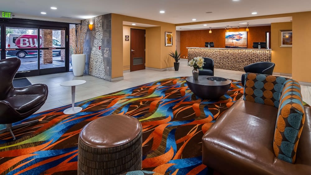 Best Western Plus Fresno Airport Hotel 4
