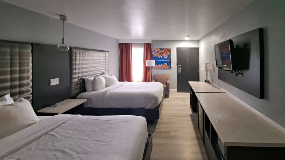 Clarion Pointe El Cajon San Diego East 1
