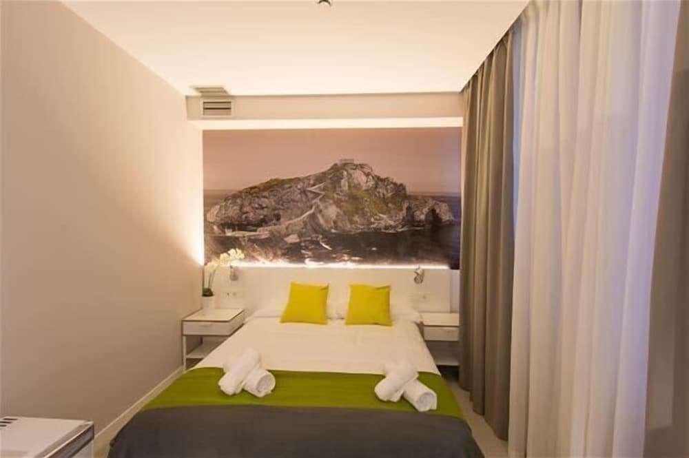 Bilbao City Rooms 5