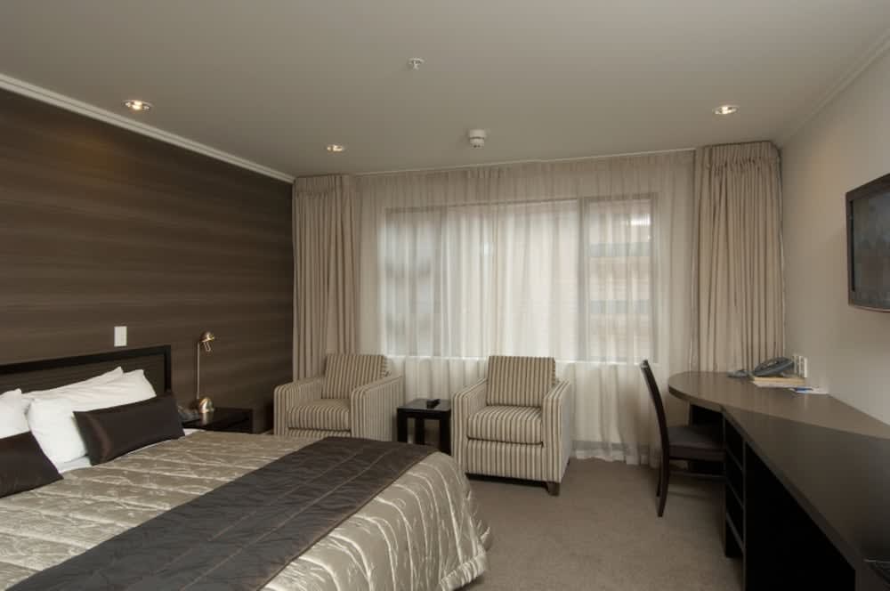 Ascot Park Hotel 1