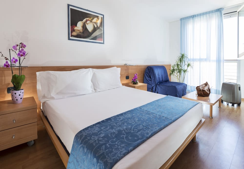 Aparthotel Esperya 2