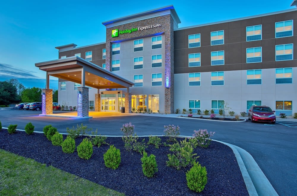 Holiday Inn Express & Suites LEXINGTON W - VERSAILLES by IHG 1